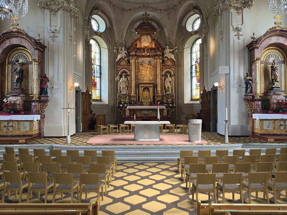 Das Konzept «Sichtbarkeit» sieht vor, den Altar im Chorraum zu belassen.